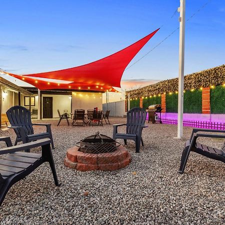 Phoenix Retreat - 2 Bedroom Home With King-Size Bed - 3 Smart Tvs - 10 Min From Airp - Unit A Екстериор снимка